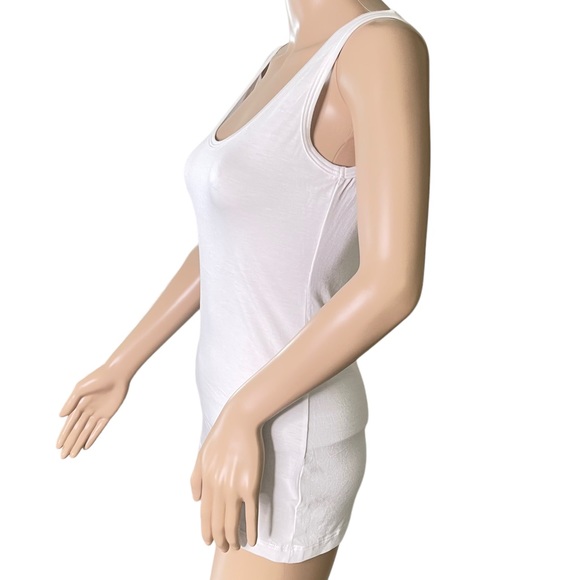 Tart Collections White Tank Top, Soft Fabrication Size MED - Picture 3 of 8